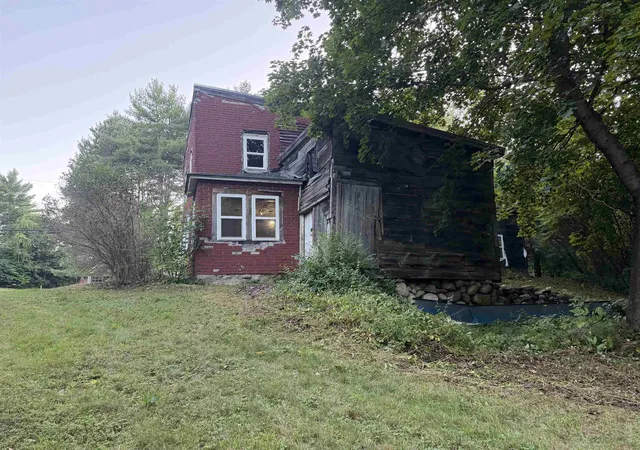 Photo 3 of Sale Pending at 198 Village Rd, Newbury, NH 03255 | MLS# 5108571 | Listing updated on 2026-09-15