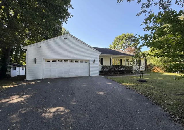 Photo 1 of Sale Pending at 44 Arch St, Keene, NH 03431 | MLS# 5108575 | Listing updated on 2026-09-10