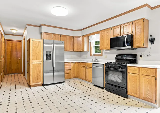Photo 4 of Single family home for sale at 47 Mathews Rd, Fitzwilliam, NH 03447 | MLS# 5108578 | Listing updated on 2026-09-09