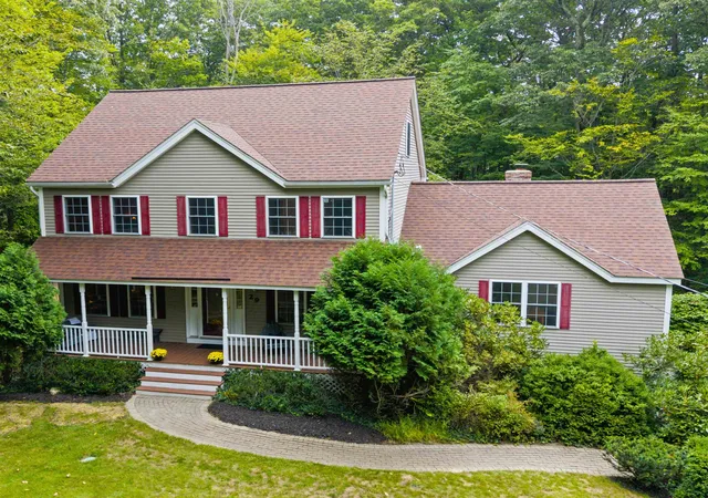 Photo 1 of Sale Pending at 29 Abenaki Cir, Chester, NH 03036 | MLS# 5108579 | Listing updated on 2026-09-22