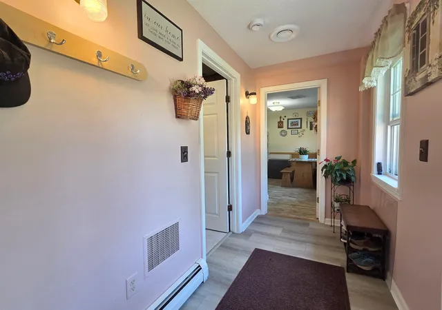 Photo 2 of Single family home for sale at 6861 Vt Route 18, Saint Johnsbury, VT 05819 | MLS# 5108585 | Listing updated on 2026-09-17