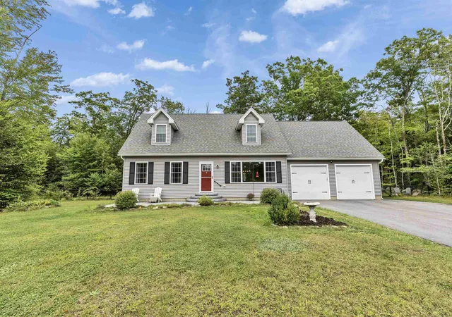 Photo 1 of Single family home for sale at 324 Dublin Rd, Jaffrey, NH 03452 | MLS# 5108587 | Listing updated on 2026-09-11