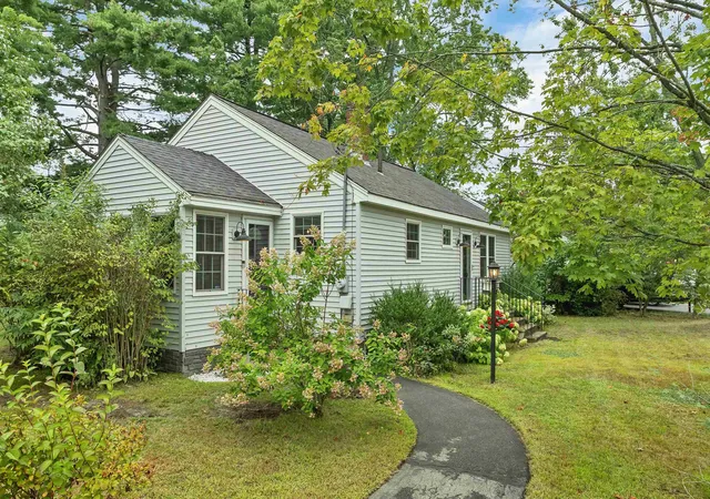 Photo 1 of Sale Pending at 10 Grover St, Concord, NH 03301 | MLS# 5108588 | Listing updated on 2026-09-15