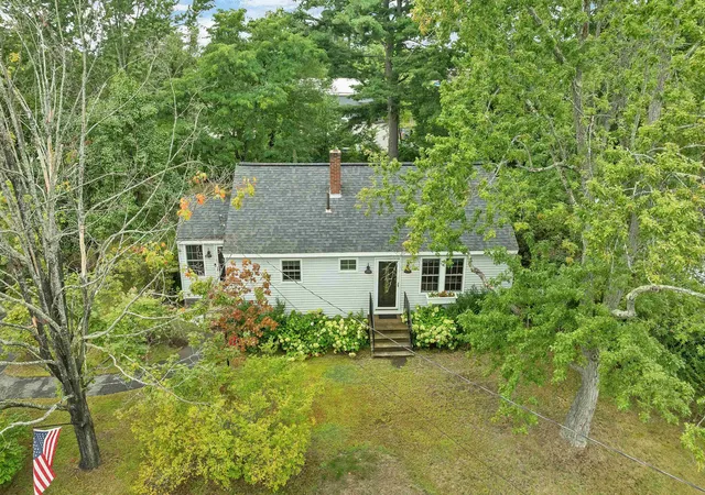 Photo 2 of Sale Pending at 10 Grover St, Concord, NH 03301 | MLS# 5108588 | Listing updated on 2026-09-15