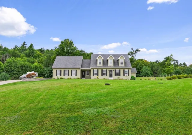 Photo 2 of Single family home for sale at 56 Lord View Dr, Jaffrey, NH 03452 | MLS# 5108590 | Listing updated on 2026-09-08
