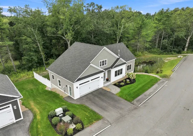 Photo 2 of Single family home for sale at 19 Wild Apple Ln, Exeter, NH 03833 | MLS# 5108595 | Listing updated on 2026-09-08