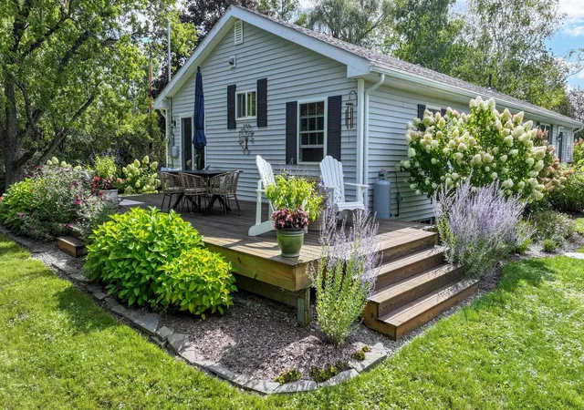Photo 3 of Sale Pending at 922 Happy Valley Rd, Middlebury, VT 05753 | MLS# 5108596 | Listing updated on 2026-09-17