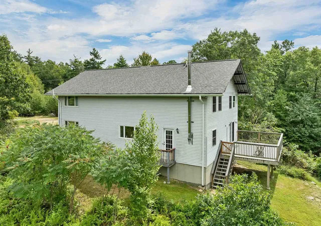 Photo 4 of Sale Pending at 238 Brookline Rd, Mason, NH 03048 | MLS# 5108600 | Listing updated on 2026-09-14