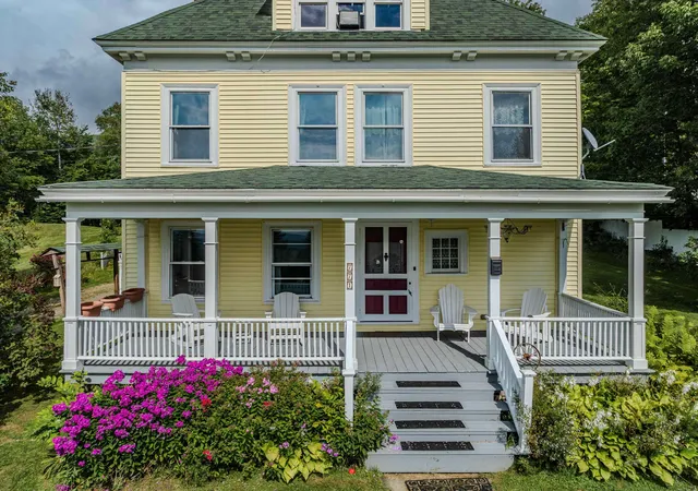 Photo 3 of Single family home for sale at 771 Presidential Hwy, Jefferson, NH 03583 | MLS# 5108601 | Listing updated on 2026-10-01