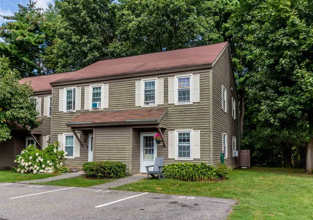 Photo 1 of Townhouse for sale at 23 Hayes Ave, South Burlington, VT 05403 | MLS# 5108608 | Listing updated on 2026-09-13