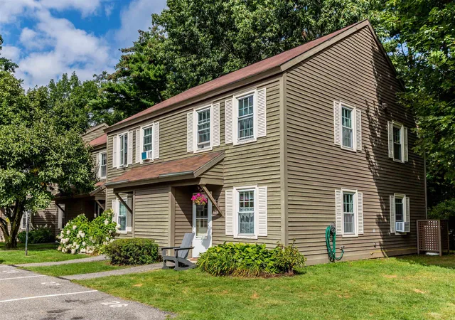 Photo 2 of Townhouse for sale at 23 Hayes Ave, South Burlington, VT 05403 | MLS# 5108608 | Listing updated on 2026-09-13