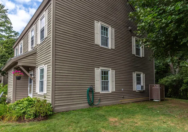 Photo 3 of Townhouse for sale at 23 Hayes Ave, South Burlington, VT 05403 | MLS# 5108608 | Listing updated on 2026-09-13