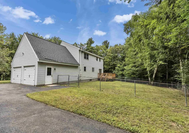 Photo 4 of Single family home for sale at 19 Heritage Dr, Rindge, NH 03461 | MLS# 5108612 | Listing updated on 2026-09-14