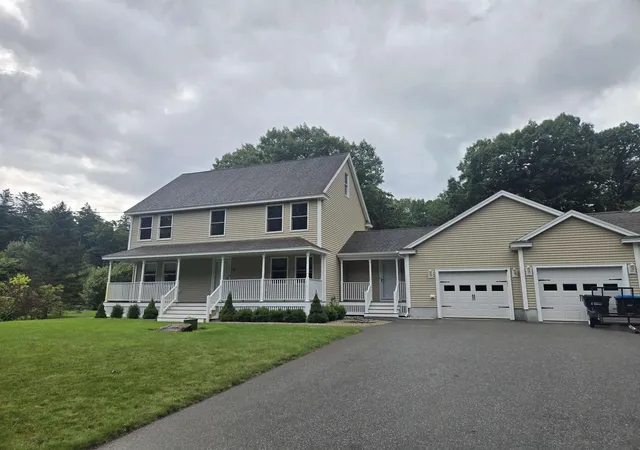 Photo 2 of Condo for sale at 82 Dutton Rd, Pelham, NH 03076 | MLS# 5108614 | Listing updated on 2026-09-12