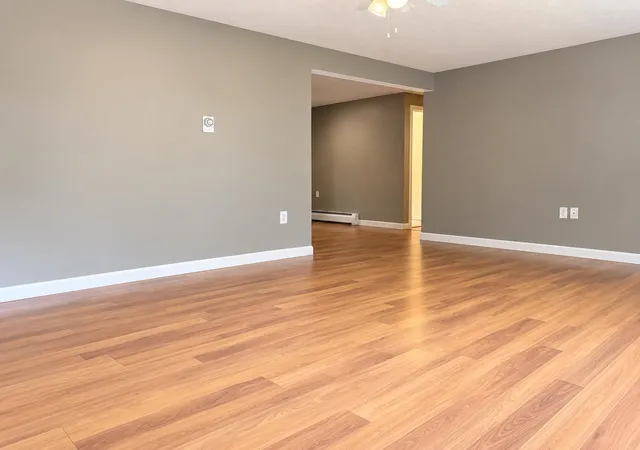 Photo 3 of Single family home for sale at 26 Bigwood Dr, Merrimack, NH 03054 | MLS# 5108618 | Listing updated on 2026-09-16