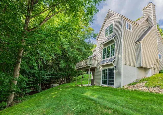 Photo 2 of Single family home for sale at 111 Eagle Rise Rd #22, Manchester Center, VT 05255 | MLS# 5108630 | Listing updated on 2026-09-10