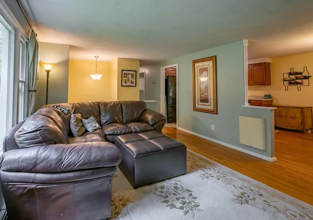 Photo 3 of Sale Pending at 72 Hovey Rd, Londonderry, NH 03053 | MLS# 5108639 | Listing updated on 2026-09-17