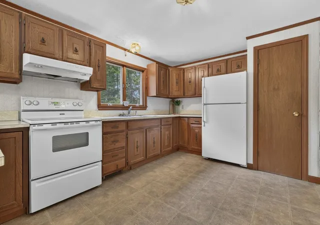 Photo 3 of Single family home for sale at 535 Prospect St, Franklin, NH 03235 | MLS# 5108643 | Listing updated on 2026-09-15