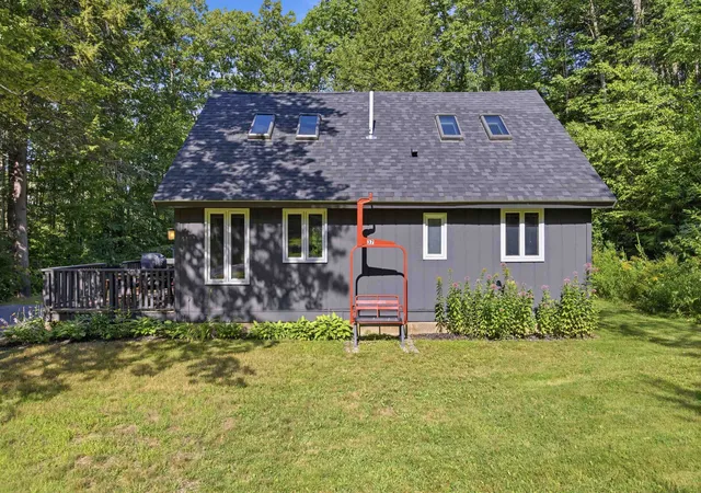 Photo 3 of Sale Pending at 37 Leisure Dr, Gilford, NH 03249 | MLS# 5108652 | Listing updated on 2026-09-10