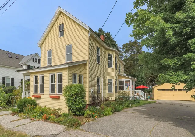 Photo 1 of Single family home for sale at 84 Pillsbury St, Concord, NH 03301 | MLS# 5108655 | Listing updated on 2026-10-13