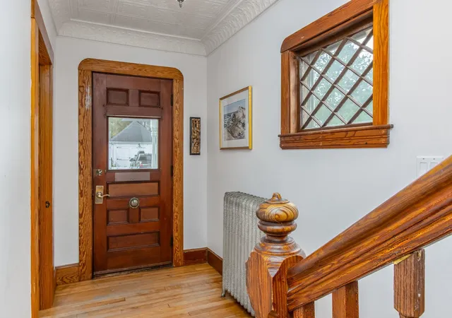 Photo 2 of Single family home for sale at 84 Pillsbury St, Concord, NH 03301 | MLS# 5108655 | Listing updated on 2026-10-13