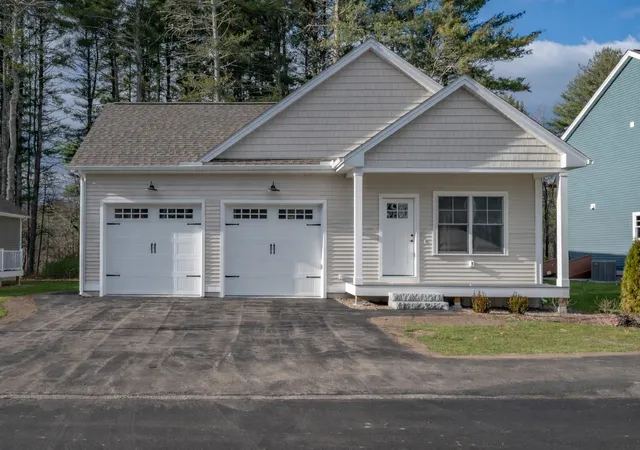 Condo for sale at 14 Wilderness Dr, Nashua, NH 03062 | MLS# 5108661