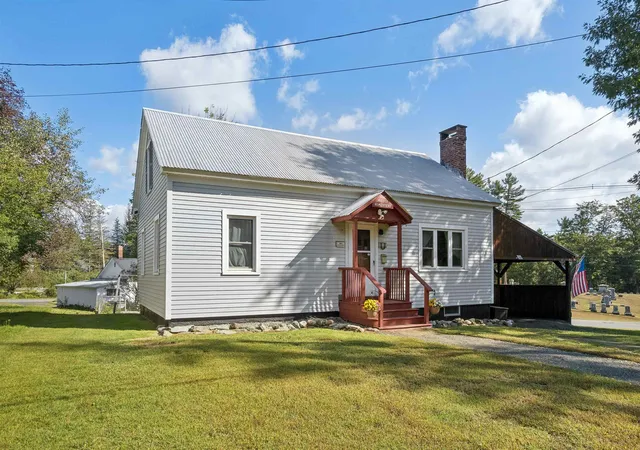 Photo 1 of Single family home for sale at 3 Fairview St, Randolph, VT 05060 | MLS# 5108681 | Listing updated on 2026-09-21