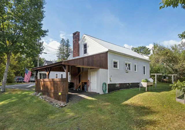 Photo 3 of Single family home for sale at 3 Fairview St, Randolph, VT 05060 | MLS# 5108681 | Listing updated on 2026-09-21