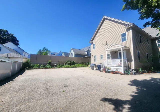 Photo 3 of House for sale at 68-70 Kinsley St, Nashua, NH 03060 | MLS# 5108693 | Listing updated on 2026-09-08