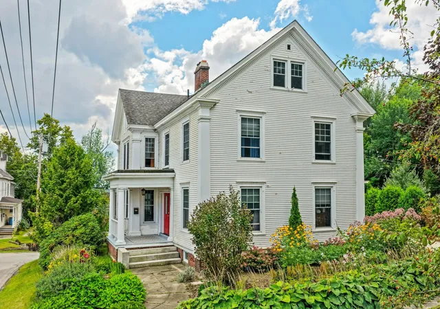 Photo 2 of Single family home for sale at 152 2nd Street, Newport, VT 05855 | MLS# 5108701 | Listing updated on 2026-09-10