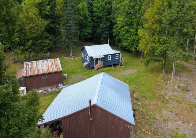 Photo 4 of Single family home for sale at 777 Tenney Pond Rd, Newbury, VT 05051 | MLS# 5108711 | Listing updated on 2026-09-10