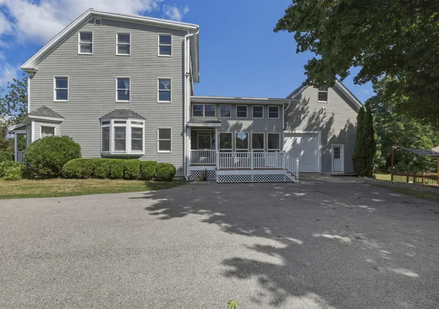 Photo 3 of Single family home for sale at 59 Rollins Rd, Rollinsford, NH 03869 | MLS# 5108712 | Listing updated on 2026-09-13
