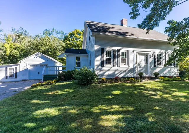 Photo 1 of Single family home for sale at 272 Old Concord Turnpike, Barrington, NH 03825 | MLS# 5108716 | Listing updated on 2026-09-09
