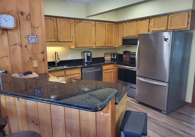 Photo 2 of Townhouse for sale at 27 Winter Way #1, Lincoln, NH 03251 | MLS# 5108723 | Listing updated on 2026-09-10