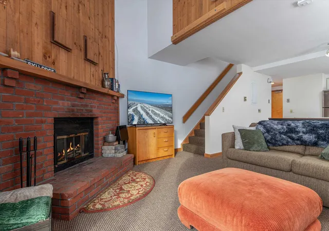 Photo 4 of Condo for sale at 14 Snow Tree Ln #E, West Dover, VT 05356 | MLS# 5108744 | Listing updated on 2026-09-10