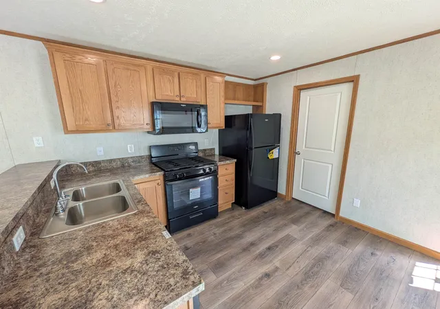 Photo 3 of Manufactured home for sale at 143 Hillview Ter, Hinesburg, VT 05461 | MLS# 5108746 | Listing updated on 2026-09-09