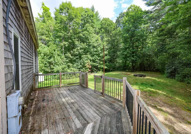 Photo 4 of Single family home for sale at 599 Tolend Rd, Dover, NH 03820 | MLS# 5108747 | Listing updated on 2026-10-29