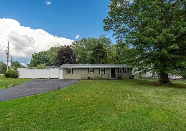 Photo 1 of Single family home for sale at 5 Linda Ave, Dover, NH 03820 | MLS# 5108750 | Listing updated on 2026-09-08