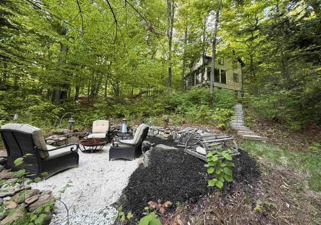 Photo 2 of Single family home for sale at 5 Shore Rd, Grafton, NH 03240 | MLS# 5108769 | Listing updated on 2026-09-09