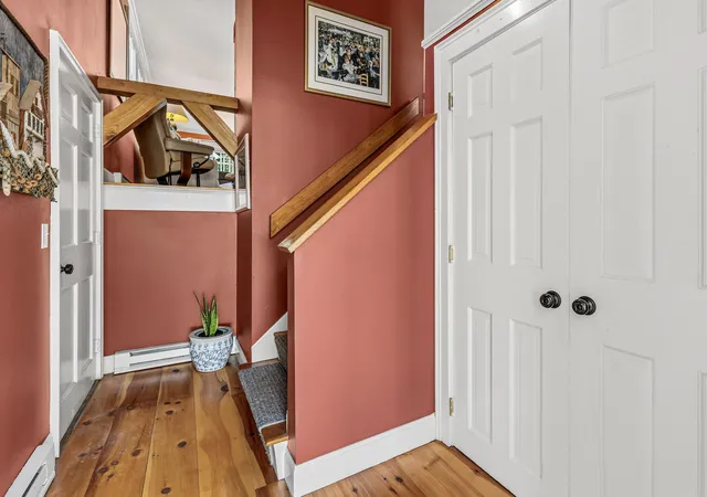 Photo 3 of Sale Pending at 13 Hilltop Pl, New London, NH 03257 | MLS# 5108776 | Listing updated on 2026-09-28
