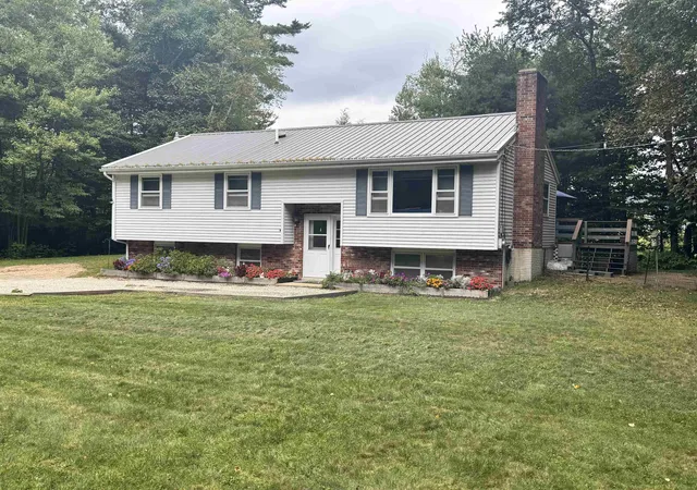Photo 1 of Single family home for sale at 130 Mountain Rd, Jaffrey, NH 03452 | MLS# 5108778 | Listing updated on 2026-09-11
