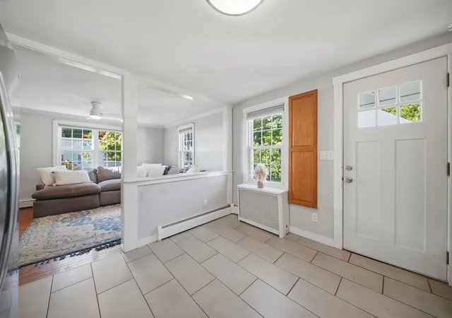 Photo 3 of Single family home for sale at 10 Roosevelt Ave, Concord, NH 03301 | MLS# 5108799 | Listing updated on 2026-09-20