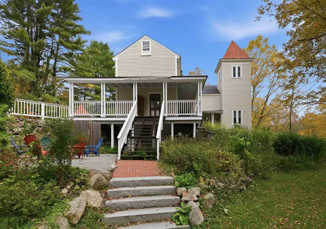 Photo 2 of Single family home for sale at 183 Waterloo St, Warner, NH 03278 | MLS# 5108805 | Listing updated on 2026-10-05