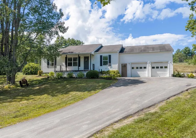 Single family home for sale at 6 Ridge Berry Ln, Center Harbor, NH 03226 | MLS# 5108806