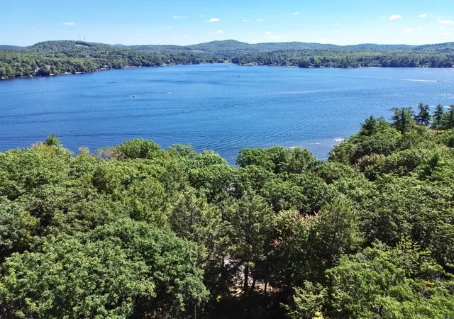 Photo 4 of Single family home for sale at 71 N Shore Rd, Spofford, NH 03462 | MLS# 5108809 | Listing updated on 2026-09-09