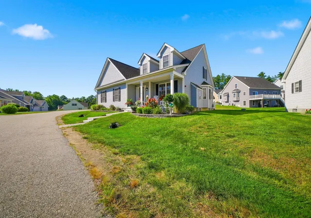 Photo 1 of Condo for sale at 8 Bent Grass Cir, Kingston, NH 03848 | MLS# 5108818 | Listing updated on 2026-09-11