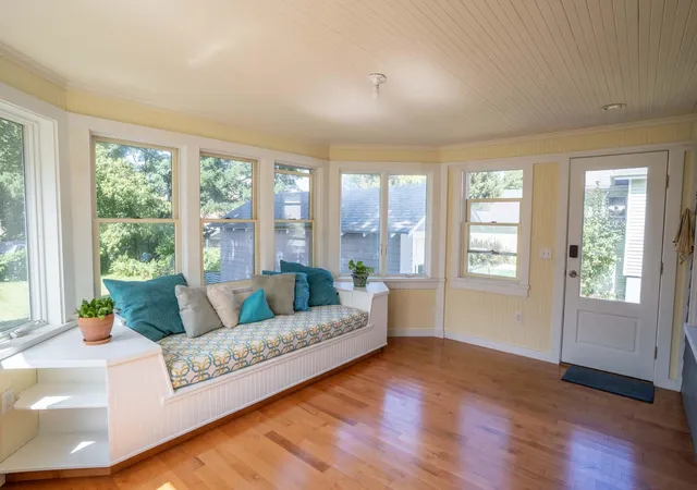 Photo 4 of Single family home for sale at 29 Perrotta Pl, Burlington, VT 05401 | MLS# 5108825 | Listing updated on 2026-09-17