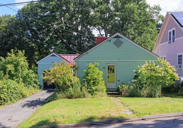 Photo 2 of Single family home for sale at 145 Belmont Ave, Brattleboro, VT 05301 | MLS# 5108845 | Listing updated on 2026-09-09