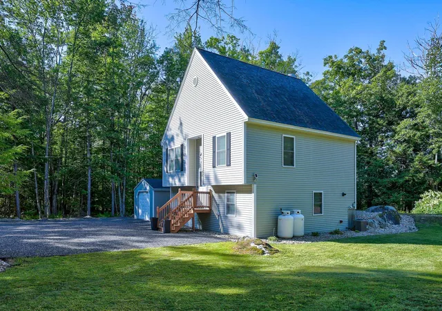 Photo 2 of Single family home for sale at 28 Bern Dr, Madison, NH 03849 | MLS# 5108861 | Listing updated on 2026-09-10