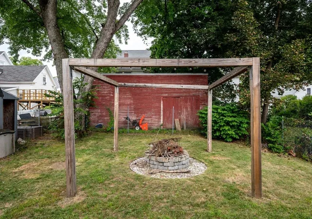 Photo 24 of Single family home for sale at 4 Cocheco Ave, Rochester, NH 03868 | MLS# 5108863 | Listing updated on 2026-09-12